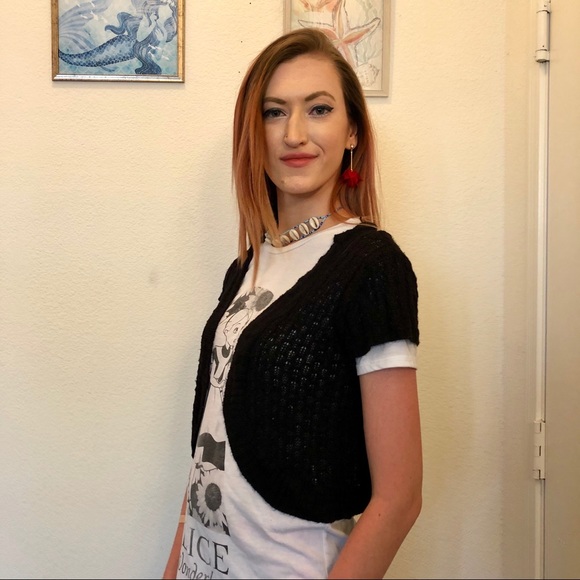 Black Go over Shawl - Picture 2 of 5